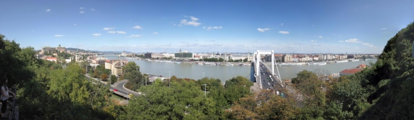 Budapešť