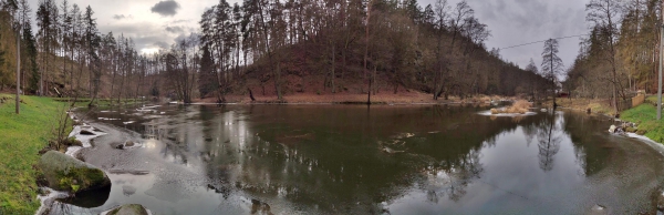 Oslava pod zříceninou hradu Dub (Tassenberg)