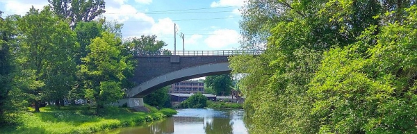 Svitava nad jezem v Obřanech